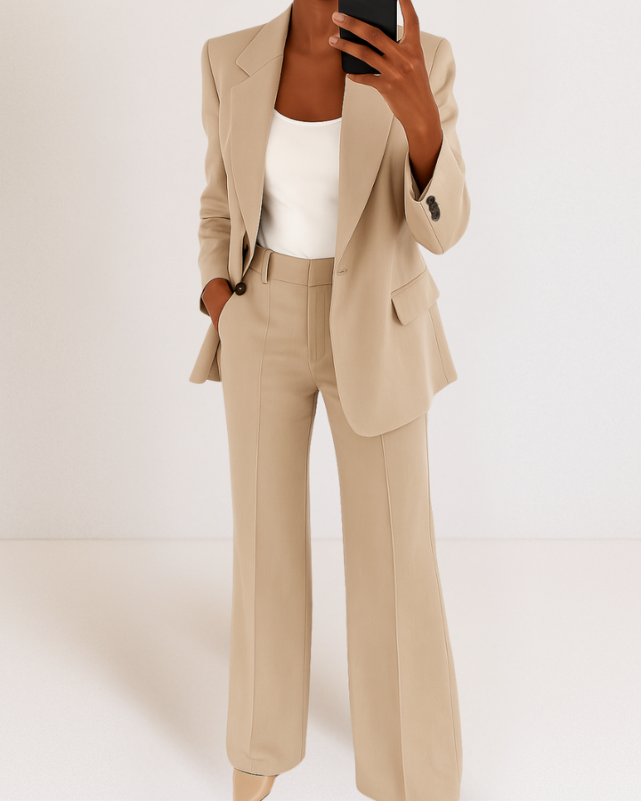 Melanie | Traje De Dos Piezas Para Mujer