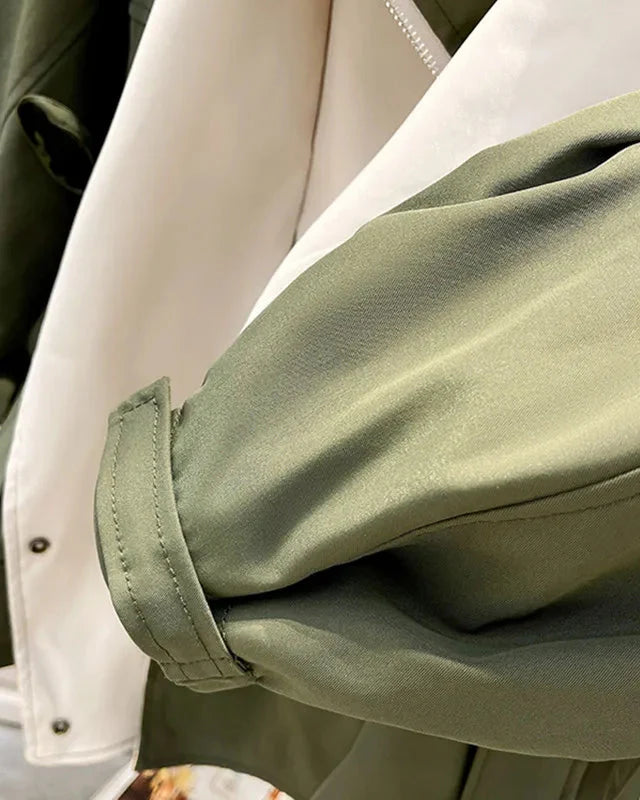 Elia | Chaqueta Impermeable Moderna para Mujer