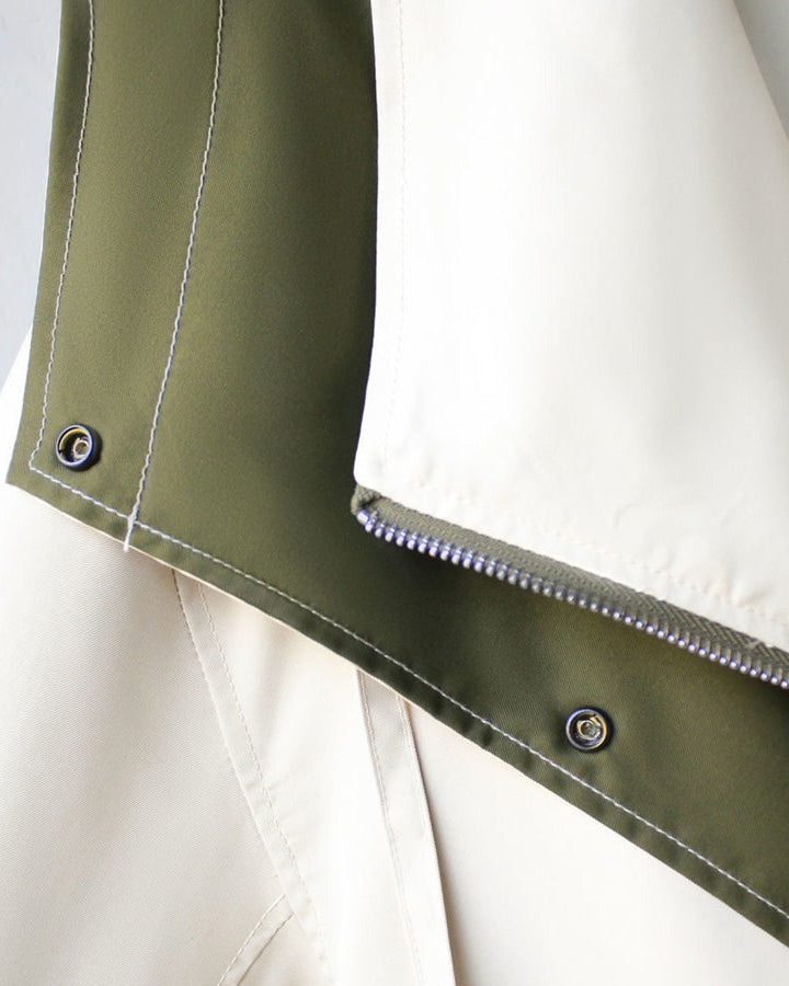 Elia | Chaqueta Impermeable Moderna para Mujer